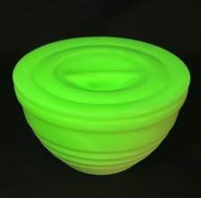 JADEITE URANIUM GLASS JEANNETTE BEEHIVE COVERED BOWL