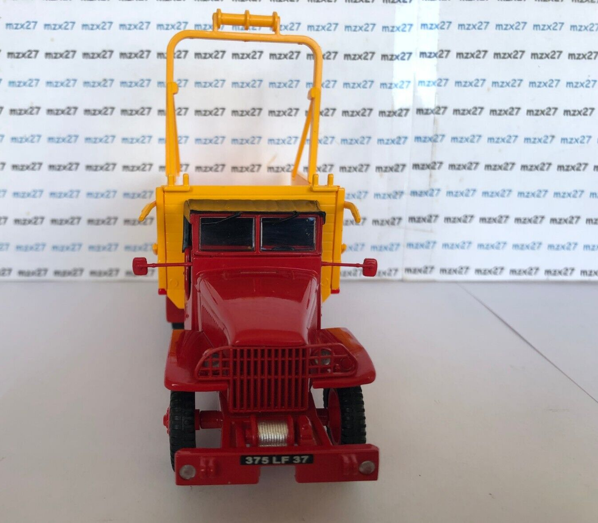 Camion GMC Avec Chapeau Levant - Modèle Réduit 1/64 Cirque Pinder - Altaya - Neuf En Boîte
