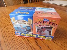 1996 Topps Baseball Cards 24