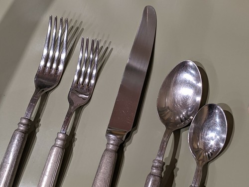 Cuchillo cuchara tenedor Valpeltro peltre y cubiertos de acero inoxidable ITALIA VA 95 - Imagen 2 de 28