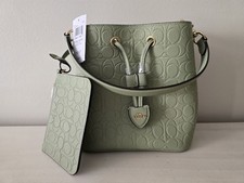 Coach Rowan Bucket Bag In Signature Leather pebbled leather/Gold/Pistachio CEA96