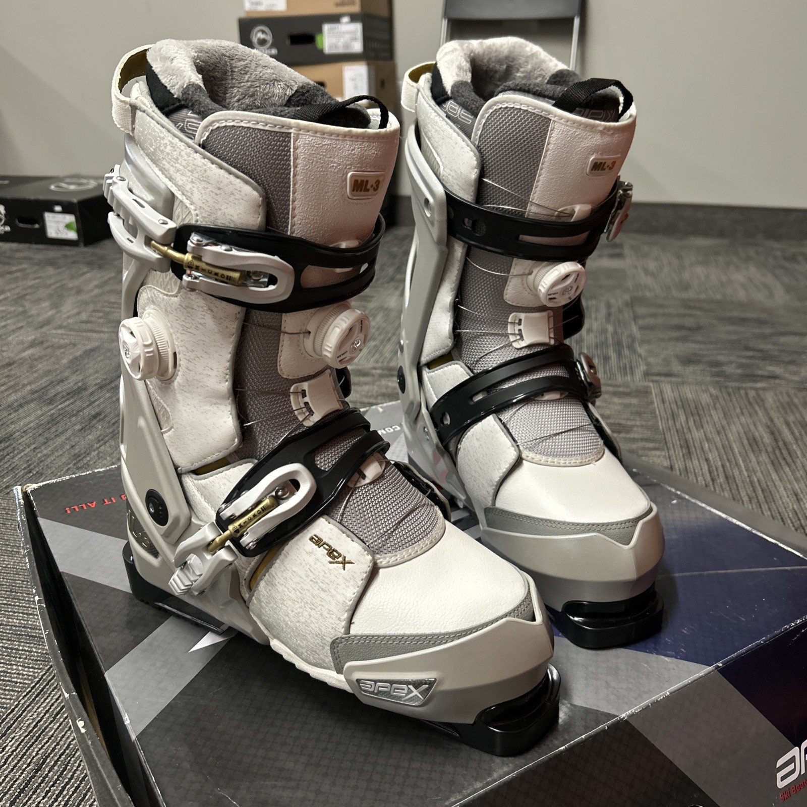 SALOMON Scarponi da sci unisex Apex sistema BOA 24 5