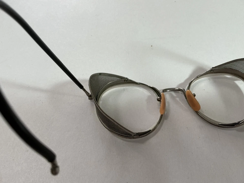 Винтажные защитные/мотоциклетные очки Bausch and Lomb с сеткой - Изображение 3 из 4