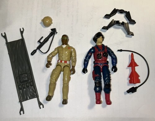 Lot 1983 Vintage Hasbro ARAH GI Joe Medic Doc and SCRAP IRON w/Accessories