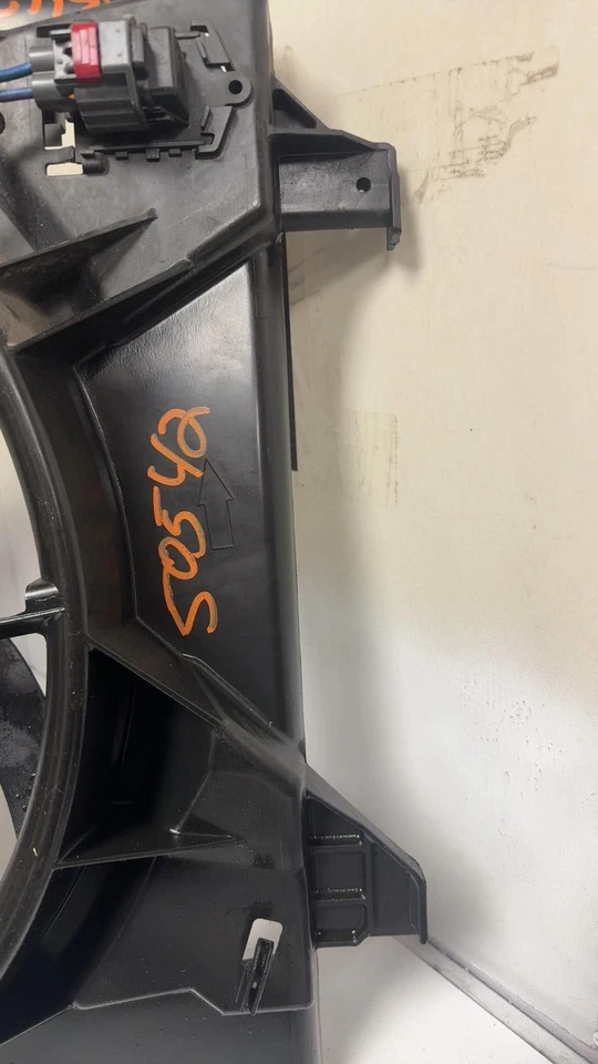 2009-2011 VOLKSWAGEN ROUTAN ELECTRIC COOLING MOTOR FAN ASSEMBLY Foto 4 de 4