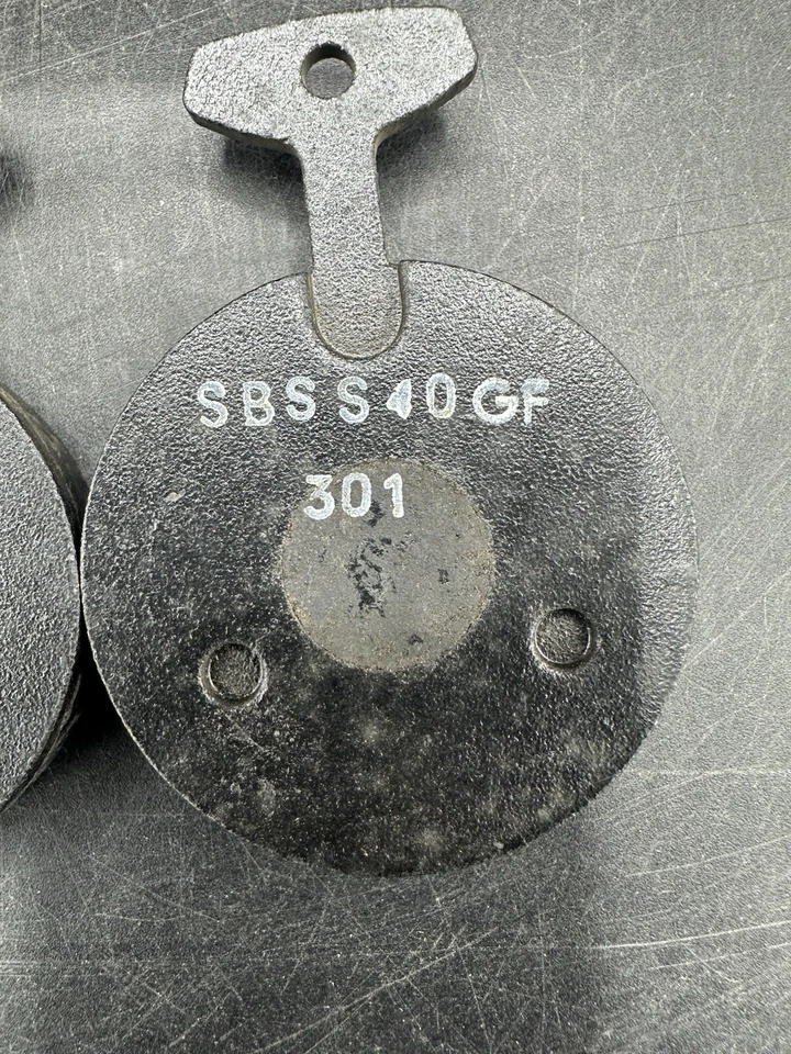 SBS 504 Motorcycle Disc Brake Pads Yamaha RD250, RD350 NOS - Image 3 of 4
