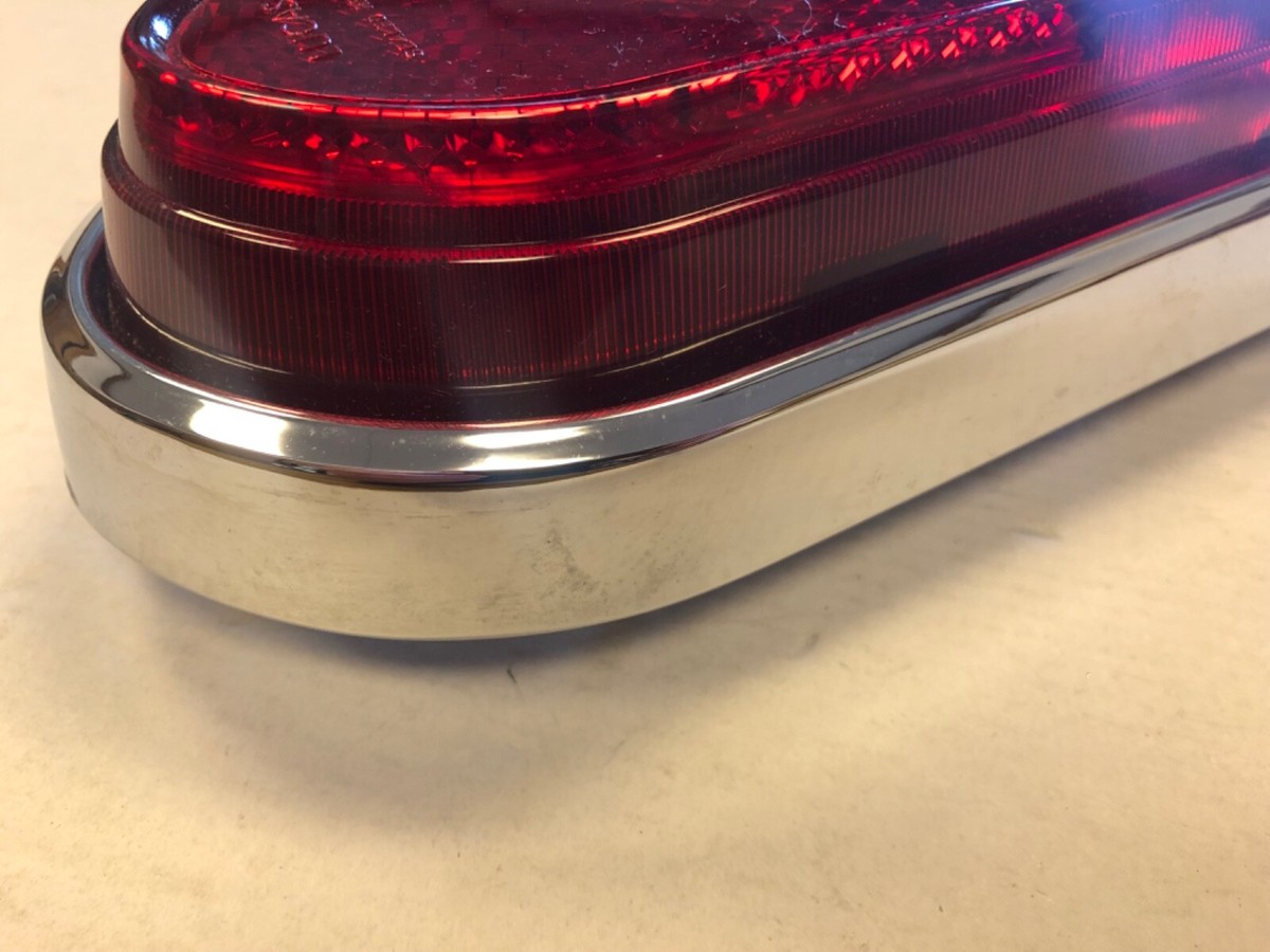 VAUXHALL VELOX + CRESTA 'PB' 1963-64 — LUCAS L711 REAR LAMP PAIR L