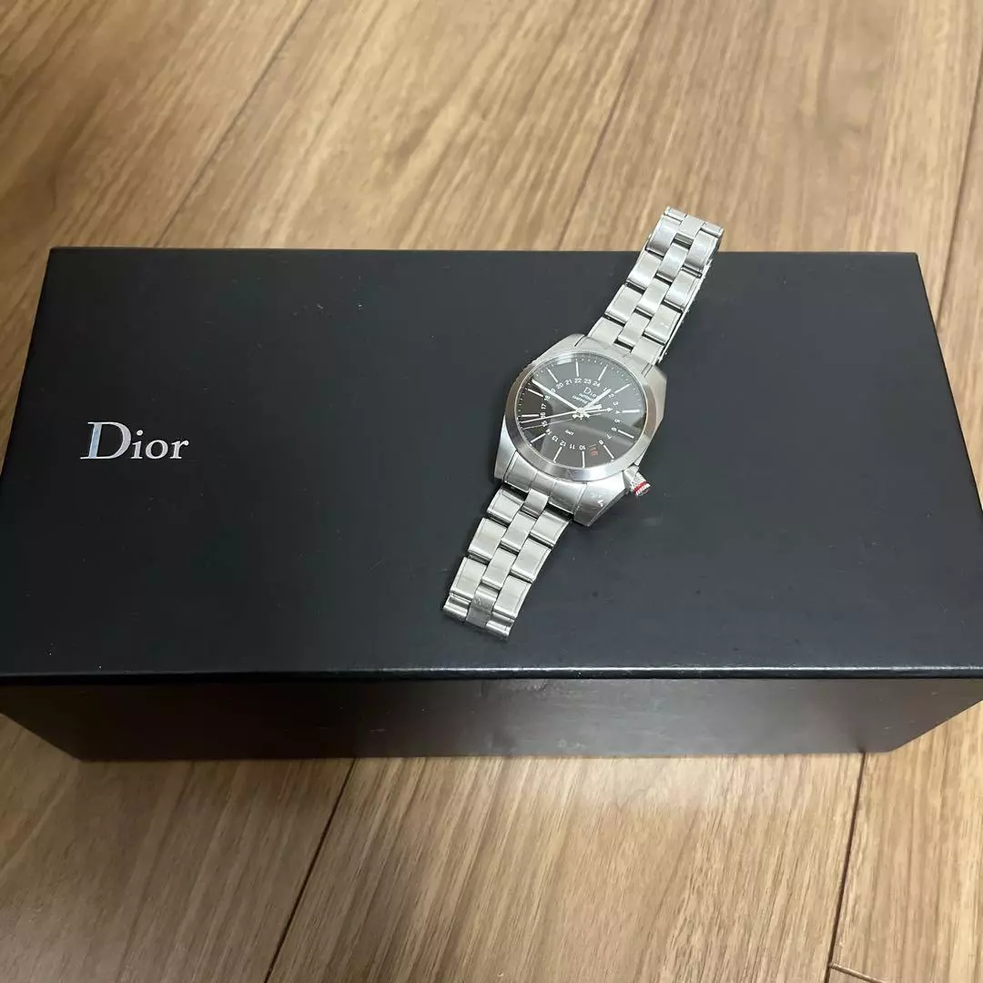 Montre automatique homme Dior Cifle Rouge GMT A04, cadran noir, discontinue, luxe