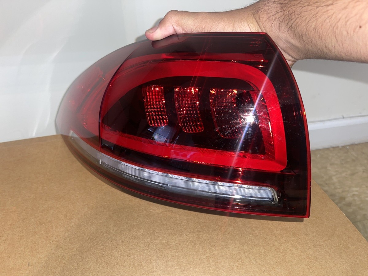 MERCEDES 2020-2022 GLE CLASS LEFT LH SIDE OUTER TAIL LIGHT  