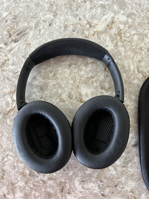 Bose QuietComfort 35 QC35 Series II Wireless Noise-Cancelling