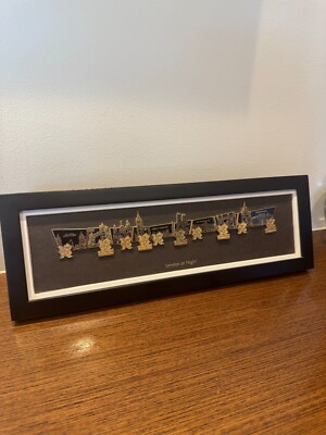 London 2012 Special Edition Olympic Pin set - ''London at Night'' - Rare w/ Frame