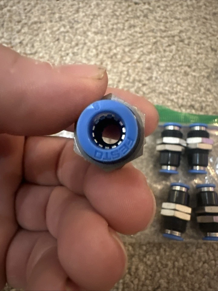 Qty:7 Festo 153159 QSS-8 Push-In Threaded Bulkhead Mount Connector 8mm Tube OD - Image 4 of 4