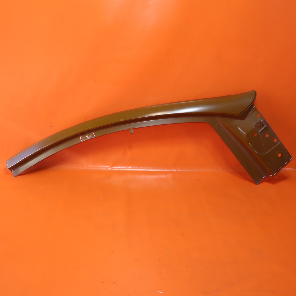 TESLA MODEL Y B-PILLAR BODY PANEL RIGHT 2020 2021 2022 2023 1549229-S0-A OEM-image