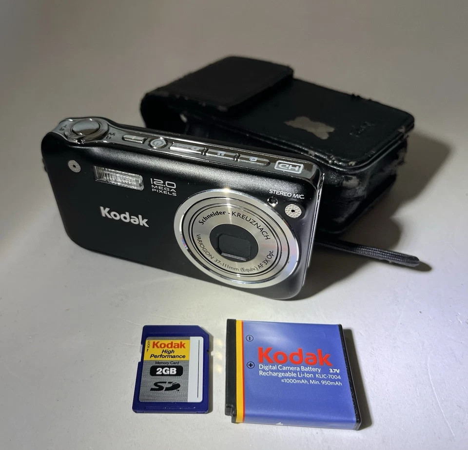 Kodak Easyshare V1253 12.0 Mp 3x Zoom Black Digital Camera (w/2GB SC Card) - Image 2 of 4