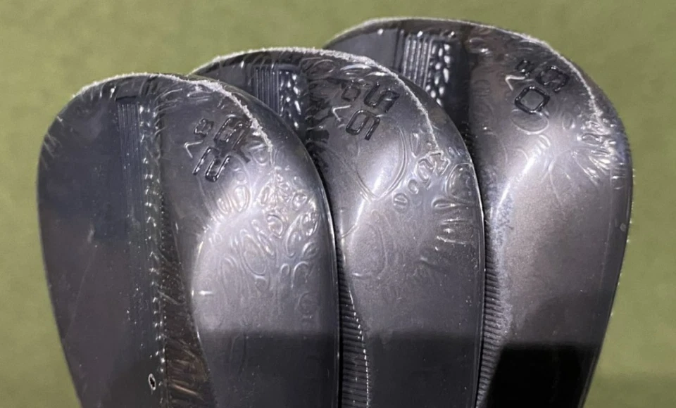 Cobra King Black Wedge Set 52, 56 & 60 (3 Clubs) DG S300 Flex Shafts R/H B/N - Image 2 of 4