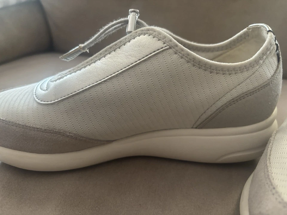 Scarpe GEOX  Originali ARGENTO E Ghiaccio DONNA TAG SIZE 37 Utilizzata 2 Volte - Immagine 4 di 4