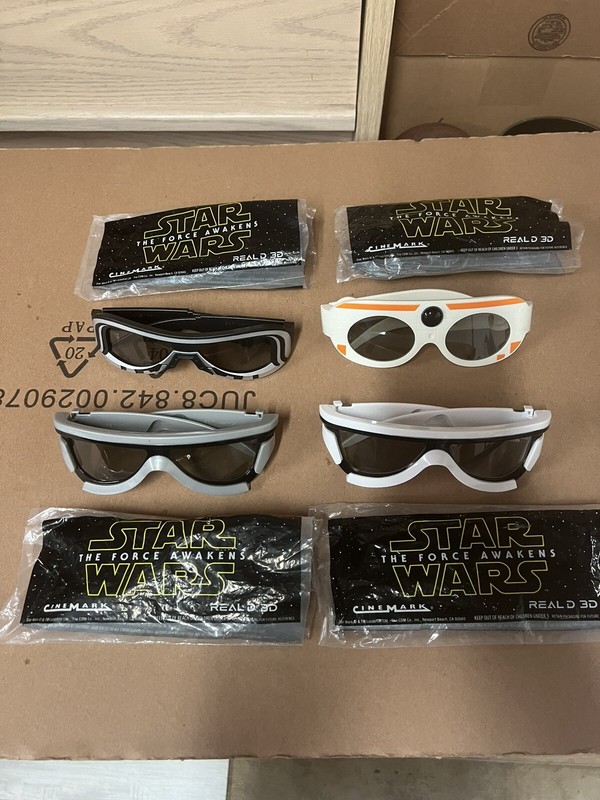 Star Wars The Force Awakens Complete Set Of Four Real 3D Glasses 