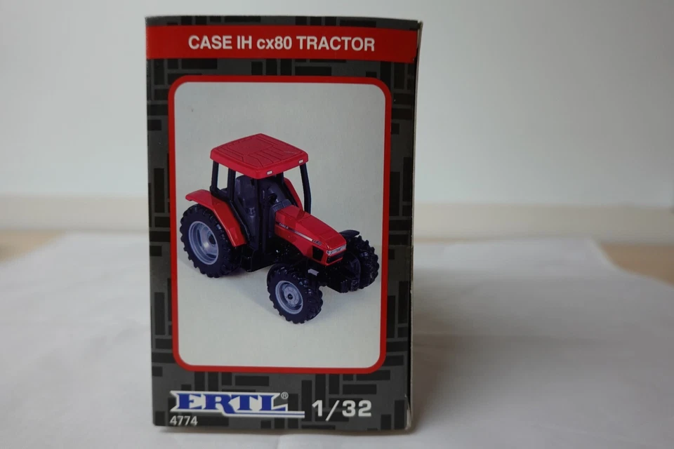 ERTL 4774 CASE IH CX80 TRACTOR WITH CAB 1:32 SCALE - Image 3 of 4