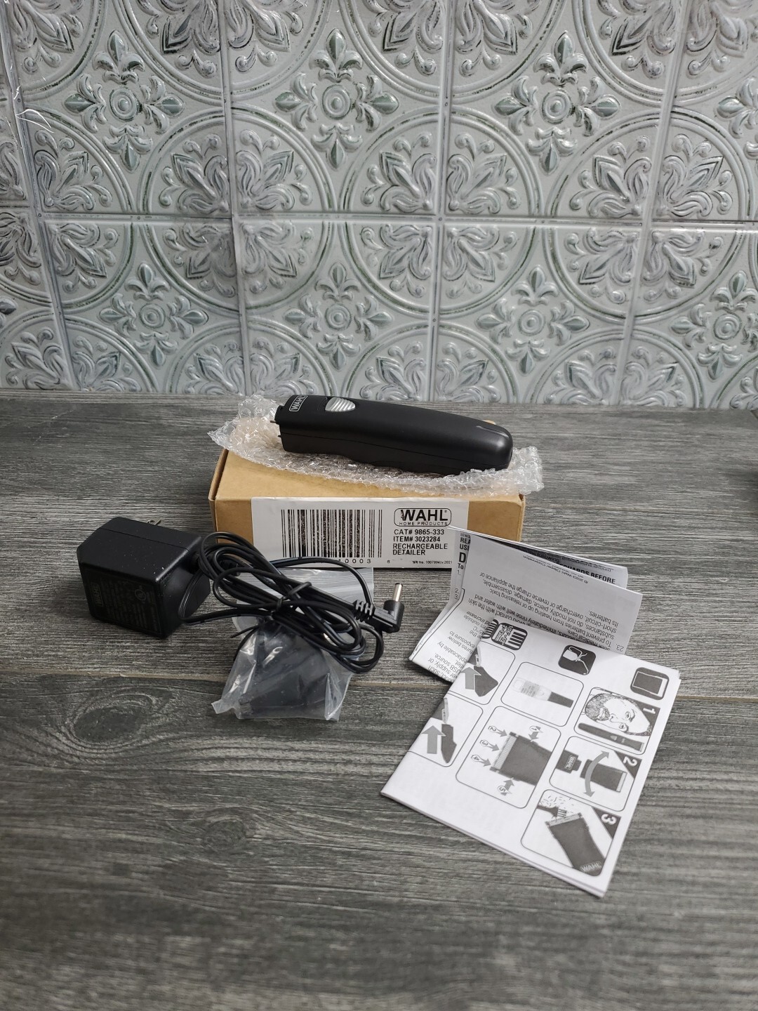 Wahl Deluxe Groomer Rechargeable Detail Trimmer 09865-333