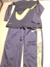Nike Dri-FIT 2 piece long sleeve top youth m pants youth S Black Green