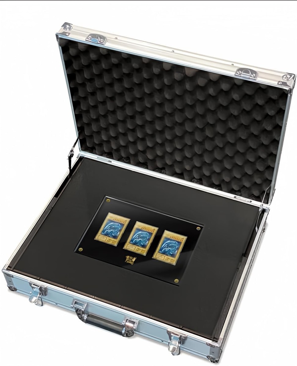遊戯王25th ANNIVERSARY ULTIMATE KAIBA SET Yu-Gi-Oh! OCG Kaiba Ultimate Set Briefcase 25th Anniversary Brand