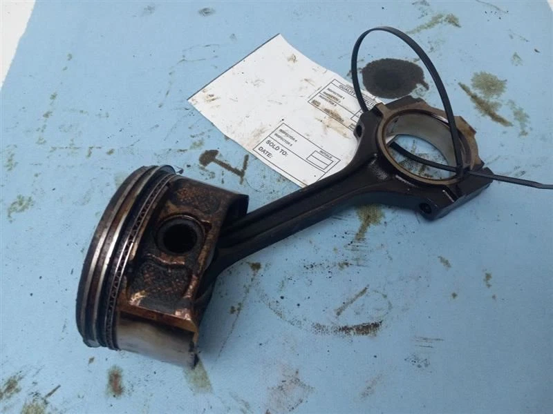 Ford Expedition 2005 pistón Foto 3 de 4