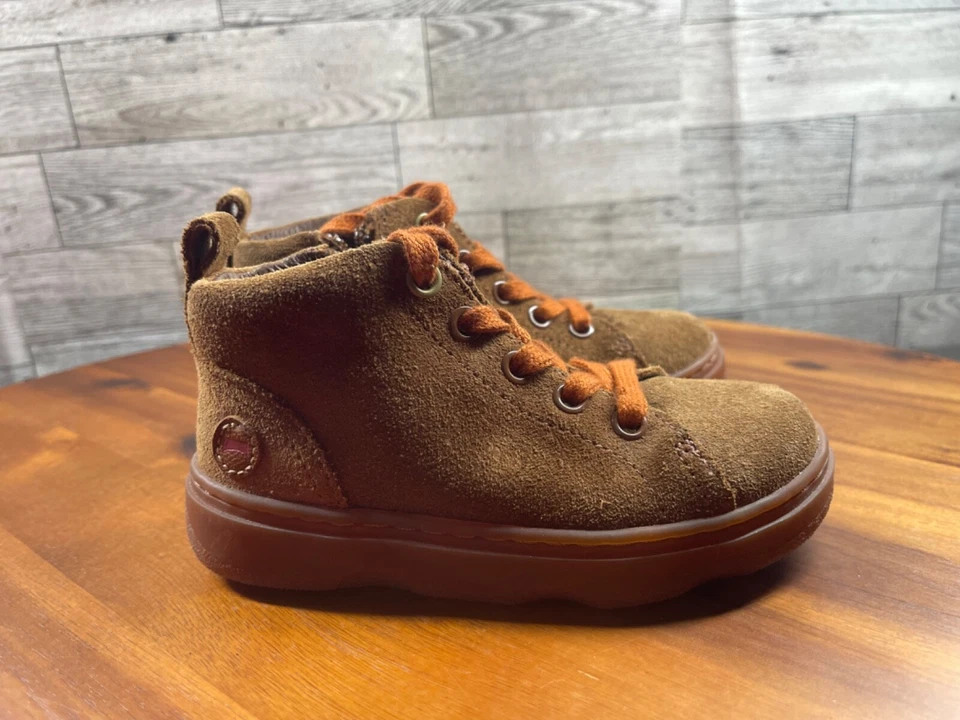 Botas Camper Niños Niños 12M Kido Zapatos Marrón Gamuza Medio Superior Cómodas Senderismo Caminar Foto 3 de 4