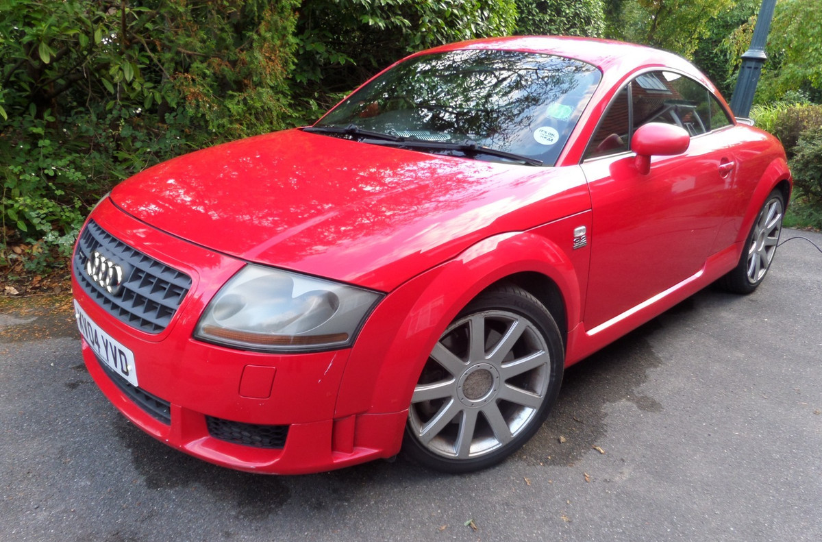 Audi SALE BARGAIN CLASSIC VERY LOW MILEAGE RED AUDI TT Audi 3.2 V6 QUATTRO DSG