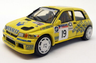Maquette Construite Formula 43 1/43 - Renault Clio RAC Rally 1995 #19 - Métal Blanc