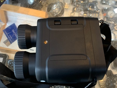 2.5 K NIGHT VISION BINOCULARS IN BOX BLACK - Picture 10 of 16