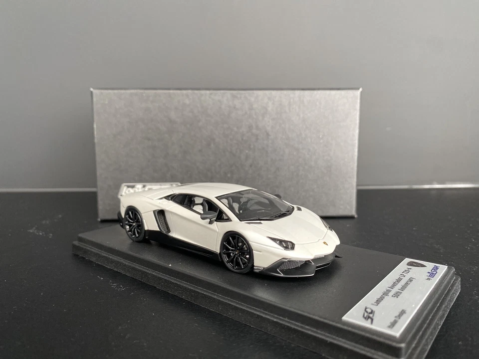 Lamborghini Aventador LP720-4 50th Anniversary 1:43 Looksmart LS411E no Make Up - Bild 4 von 4
