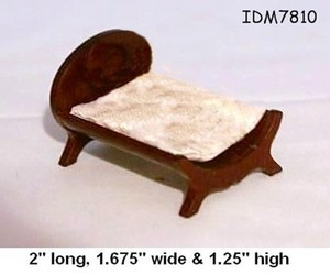 CAKE Yellow 1:24 HALF SCALE DOLLHOUSE MINIATURES Heirloom Collection