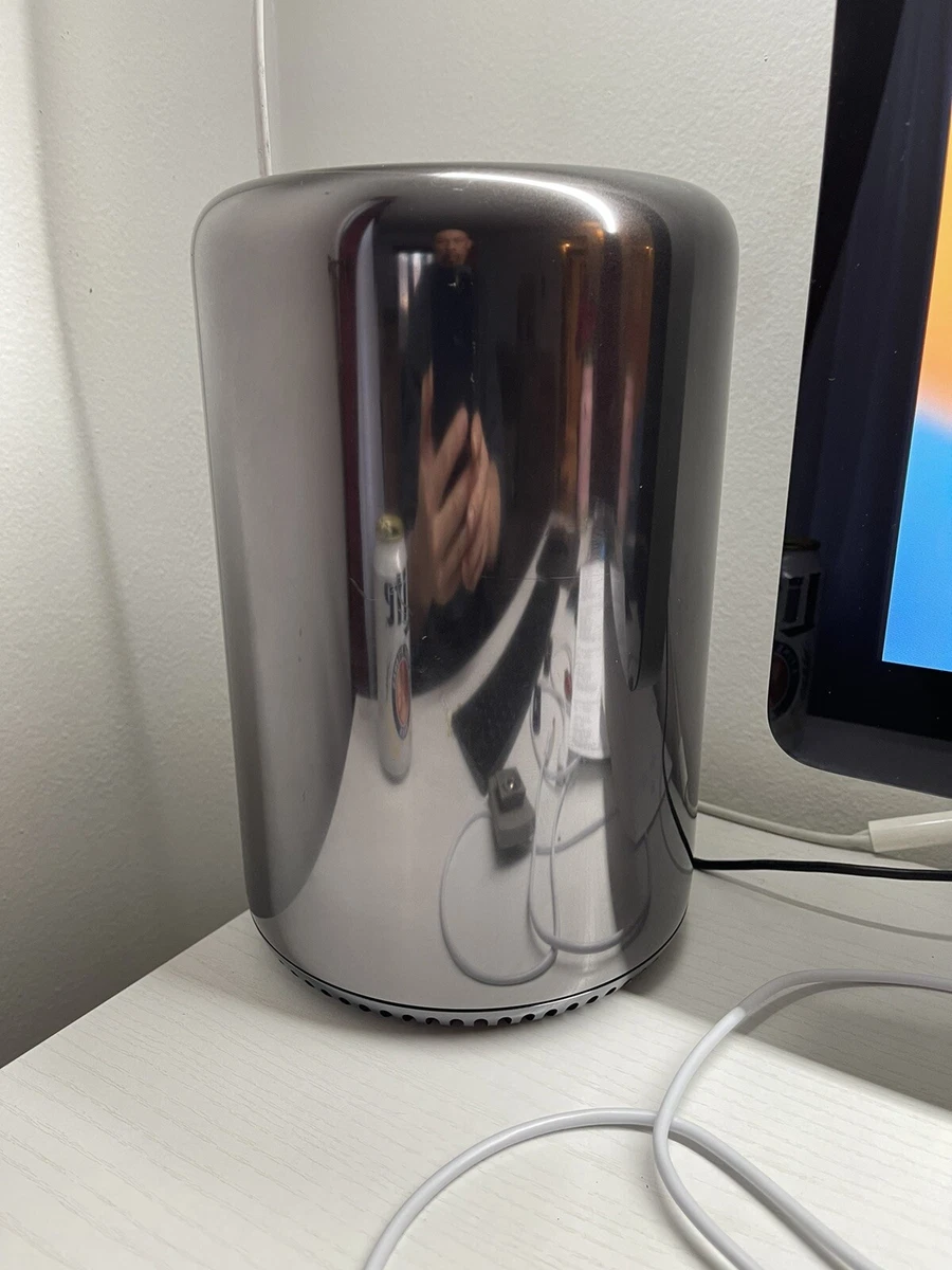 Apple Mac Pro (Late 2013) 3.5Ghz - 6 Core - Xeon E5 D500 - 64GB MEMORY 1TB NVME