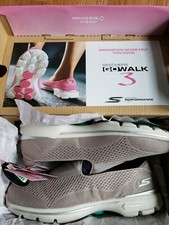 Skechers GOwalk 3 - Strike New Taupe Size 6.5