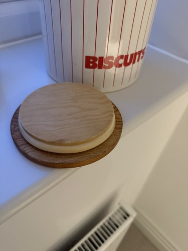 Vintage Hornsea Pottery Red Striped Biscuit Storage Jar Wooden Lid Retro Pot - Picture 5 of 6
