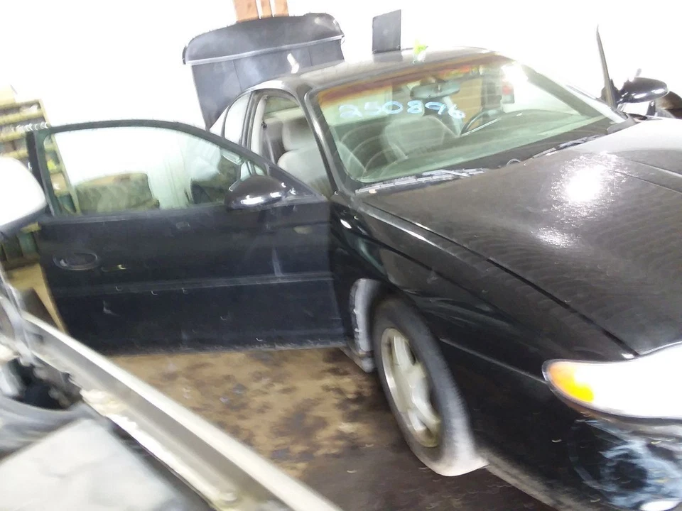 Puerta delantera de pasajero con moldura en la puerta se adapta a 00-07 MONTE CARLO 2093782 Foto 4 de 4