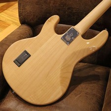 Bajo Humbucking Activo Sterling by Music Man RAY4 Arce Natural Edición Limitada