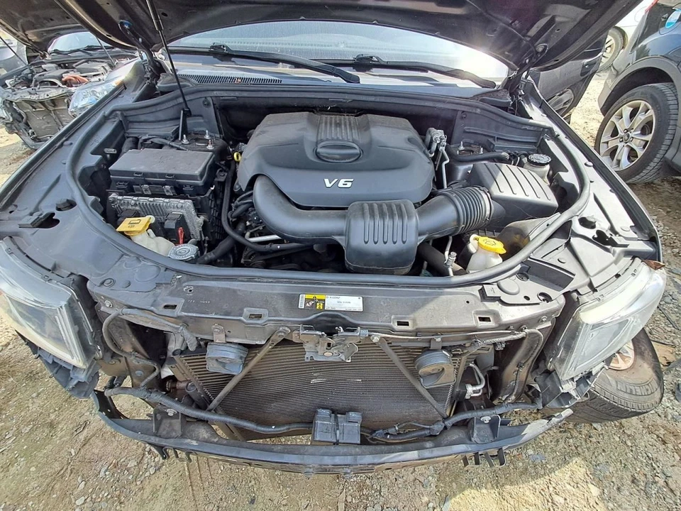 Puerta trasera del conductor Wk carrocería VIN E o F se adapta a 11-22 GRAND CHEROKEE 2697412 Foto 4 de 4