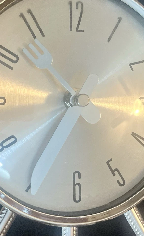 RELOJ DE PARED RETRO CUCHARA Y TENEDOR COCINA CUARZO PROBADO/FUNCIONANDO Foto 4 de 4