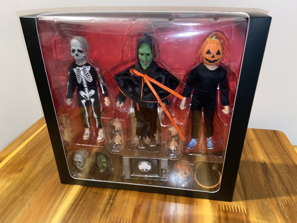 NECA Halloween 3 Season of the Witch 8 in. Scale Figure Set Silver