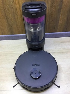 EUREKA NER E10s Saug-/Wischroboter mit beutelloser Absaugstation I39362