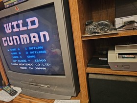Wild Gunman NES 5 Screw Game & Manual Tested