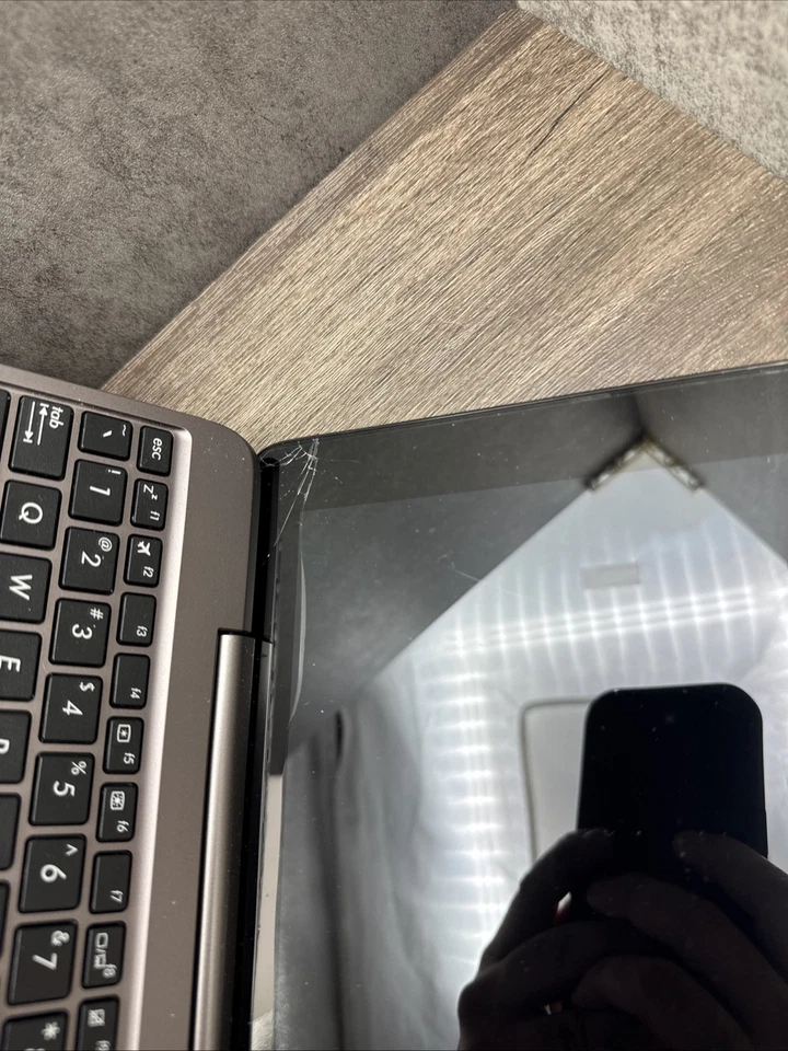 Asus мобильная док-станция модель T100H и планшет, треснувший экран *как есть - непроверенный - б/у * - Изображение 4 из 4
