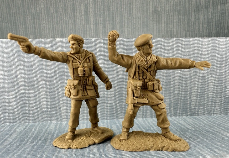 Conte Collectibles - Paratroopers 8 Poses 54mm Toy Soldiers - Image 2 of 4