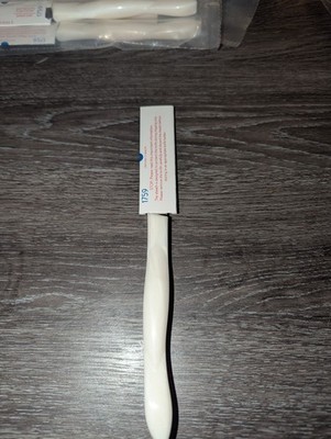New Cutco 1759 KZ Serrated Table Knife Sealed Forever Guaranteed White Handle