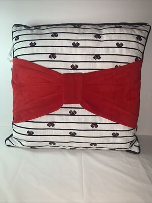 minnie mouse throw pillow