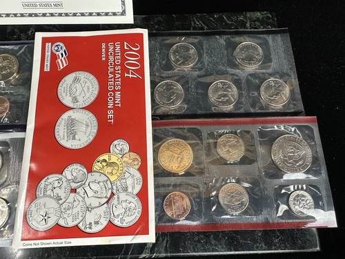 2004 United States Mint Uncirculated Coin Set - Denver & Philadelphia - Picture 4 of 5