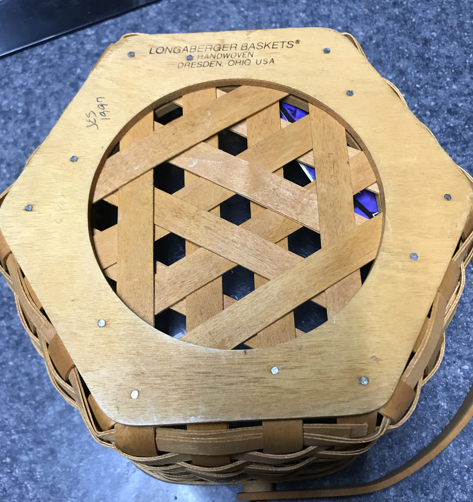 LONGABERGER 1997 Christmas Snowflake Basket-2 Protectors, Liner, Lid & Tie-On