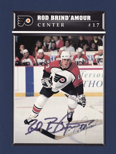 Rod Brind'Amour signed Philadelphia Flyers team issued hockey postcard ...
