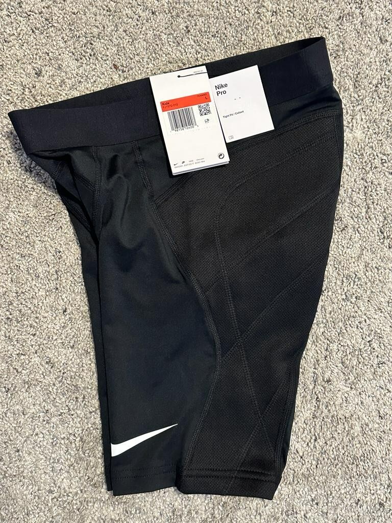 Nike Boys' Pro Heist DriFIT Baseball Sliding Shorts Size Large BLACK